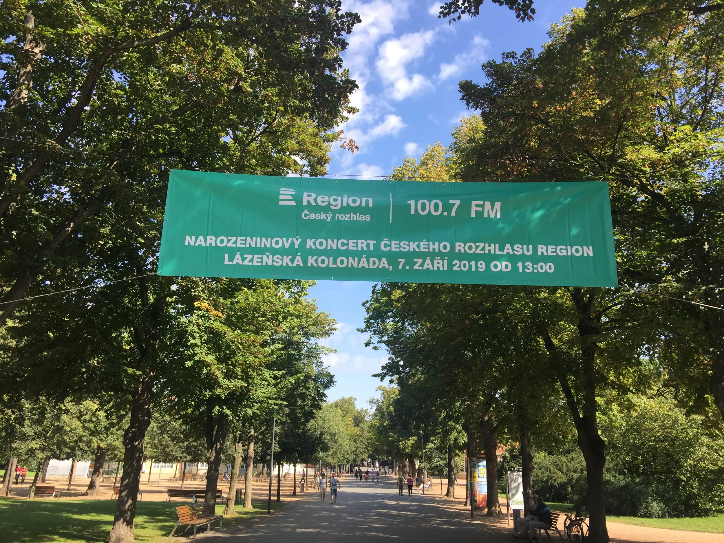 Obrázek na pozadí záhlaví