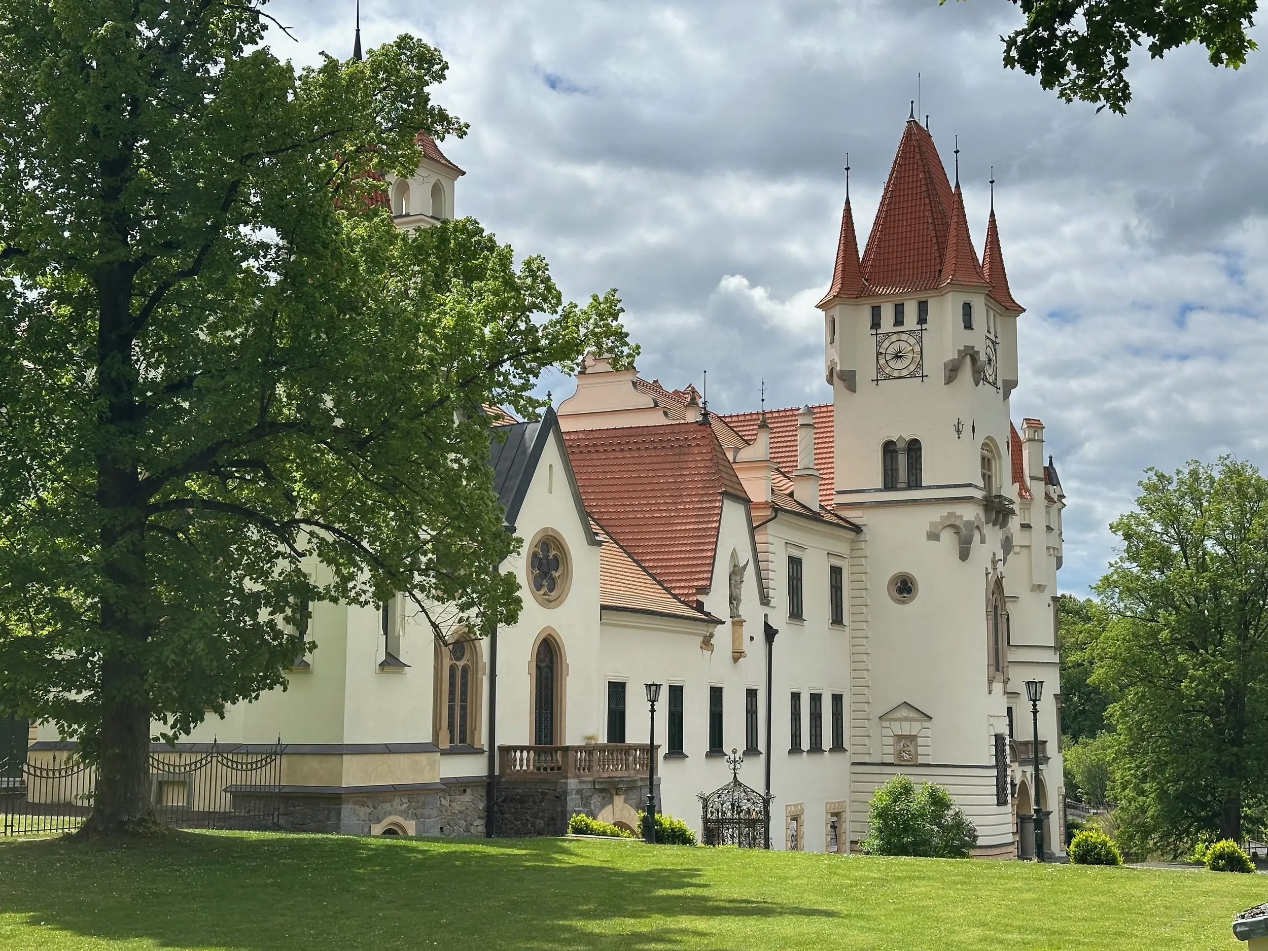 Obrázek na pozadí záhlaví