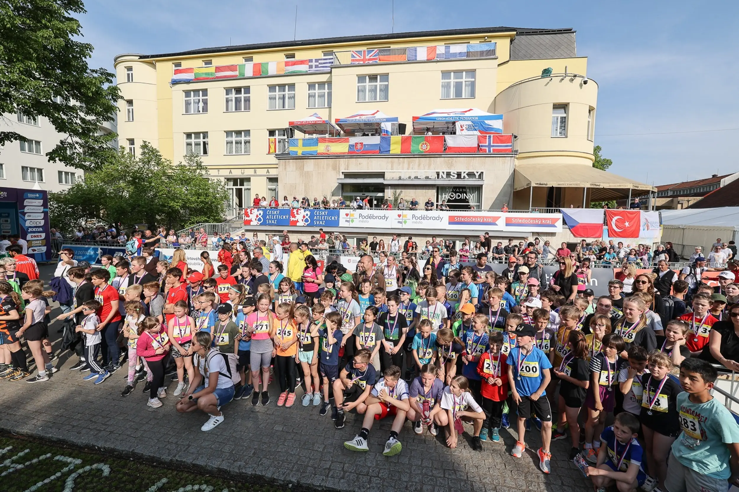 Obrázek na pozadí záhlaví