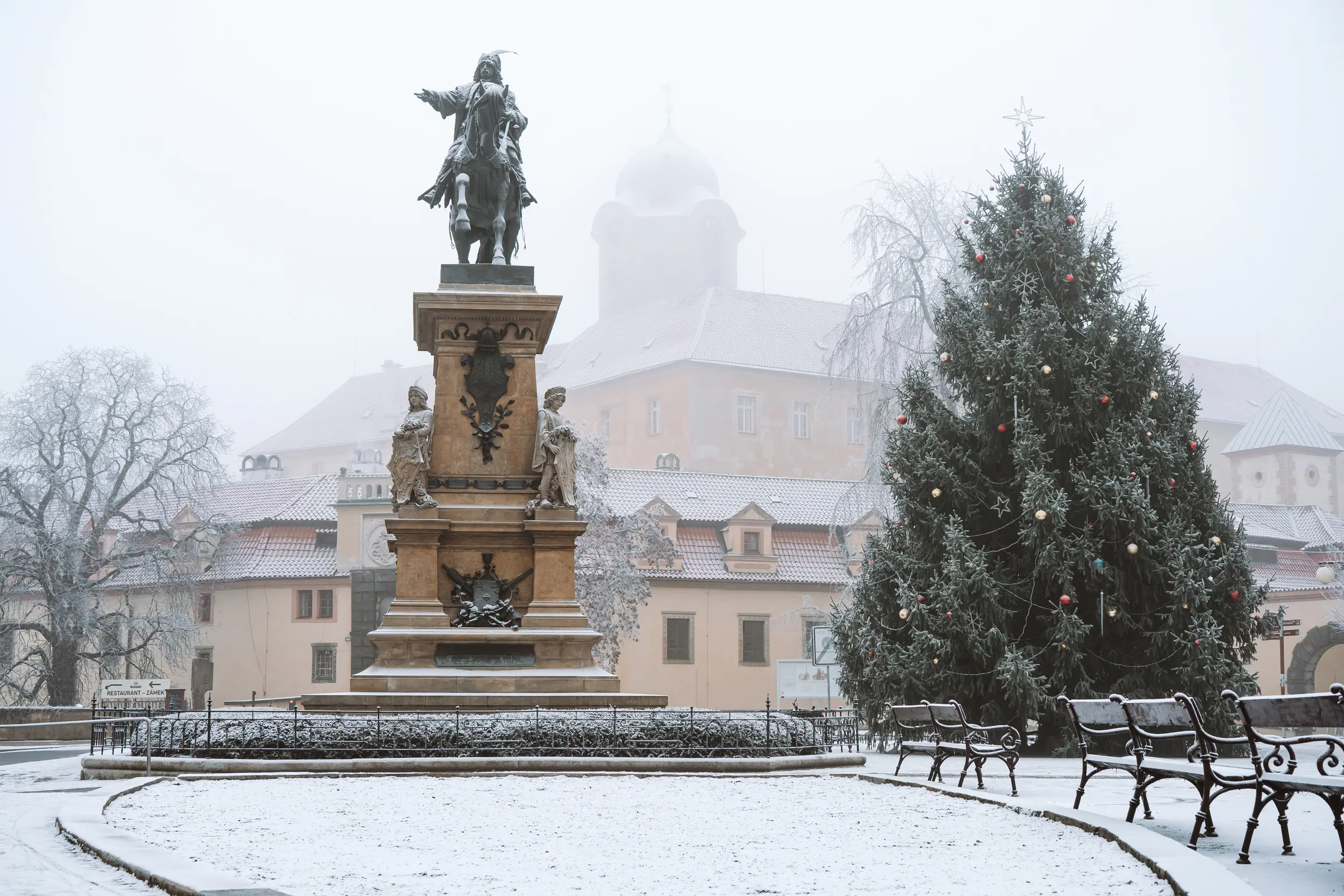Obrázek na pozadí záhlaví