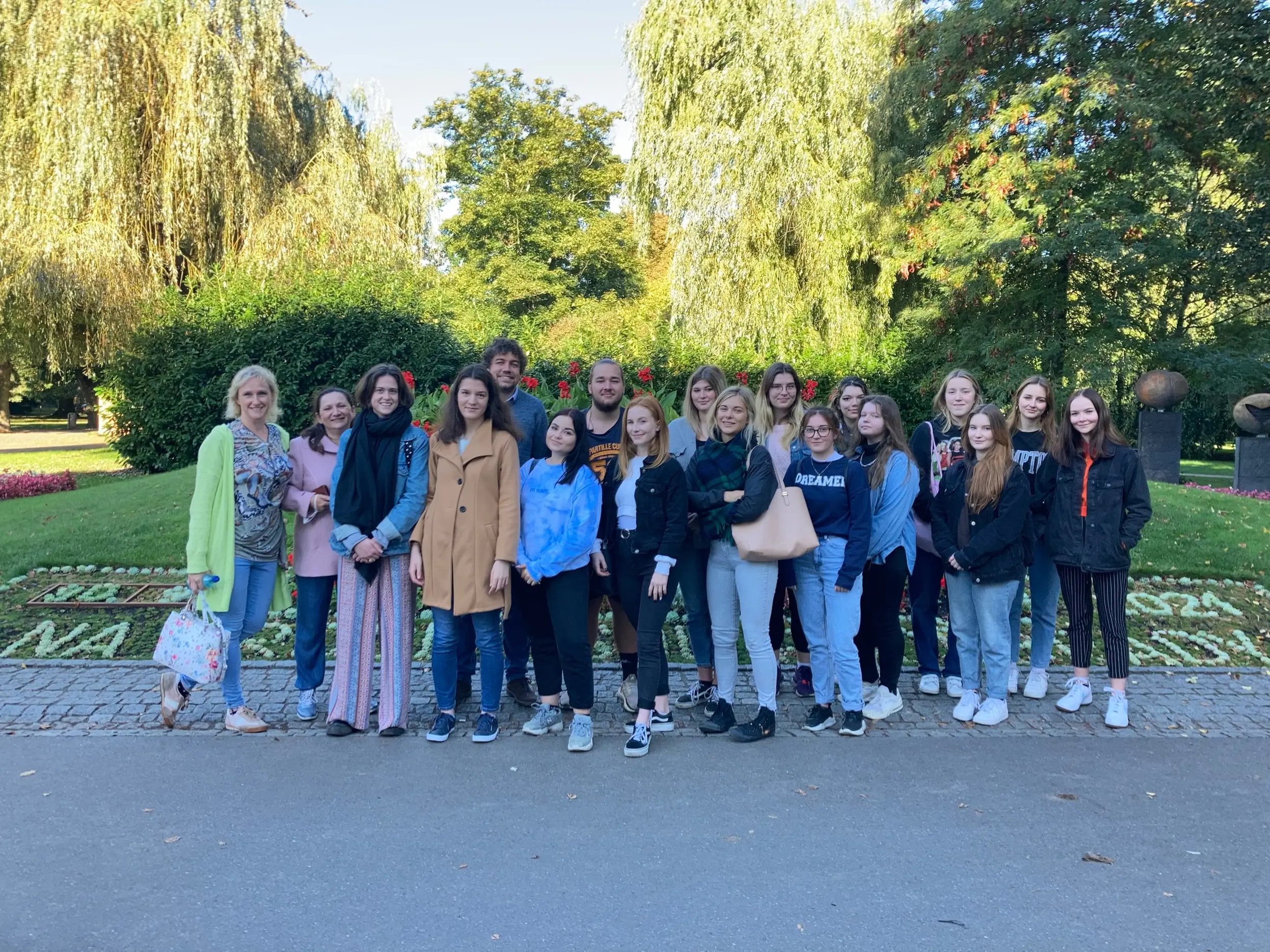 Obrázek na pozadí záhlaví